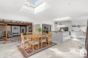 Photo 21- click for photo gallery